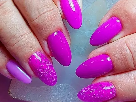 perfect Nails belleza manicura